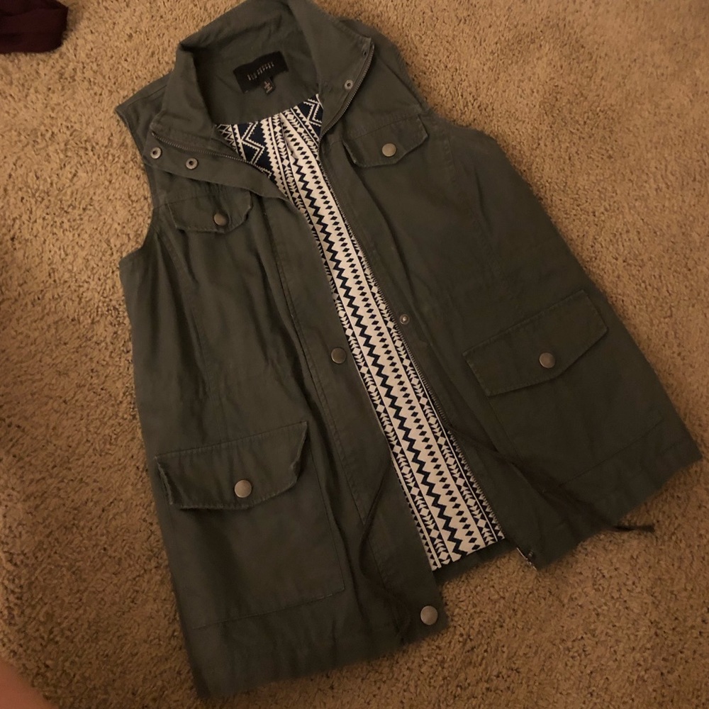 Blu Pepper army green vest